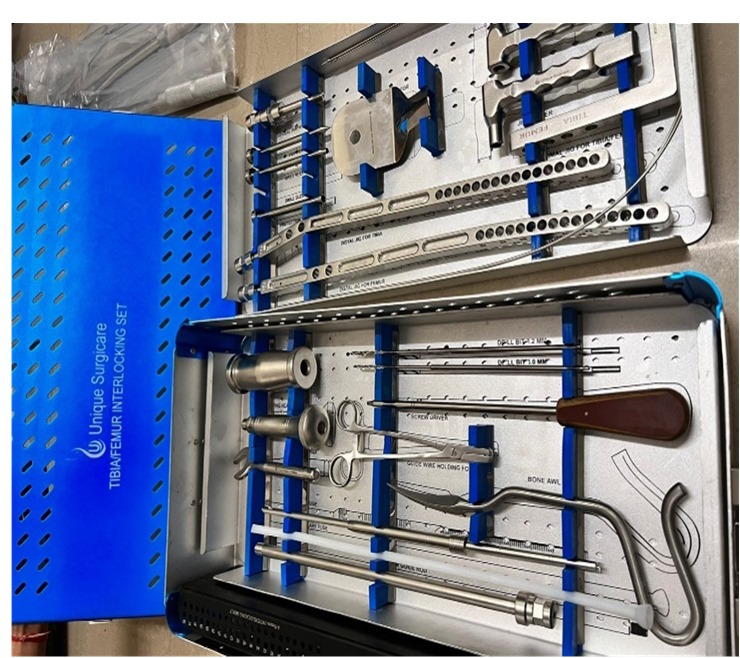 Tibia/ femur nail instrument set